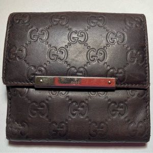 AUTHENTIC Gucci Wallet